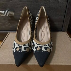 Leopard Print Women's Shoes with Black Accents